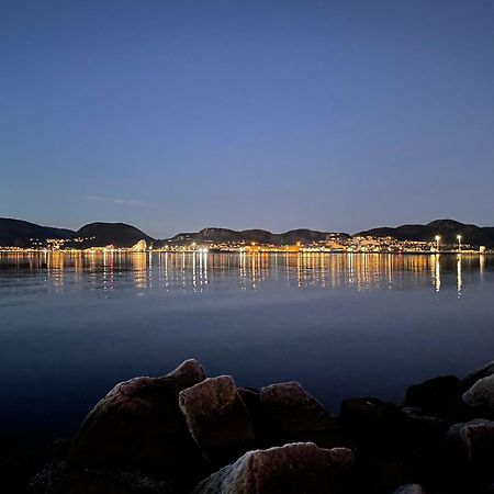 Stille Og Landlig, Men Sentrumsnaer Leilighet Apartman Namsos Kültér fotó